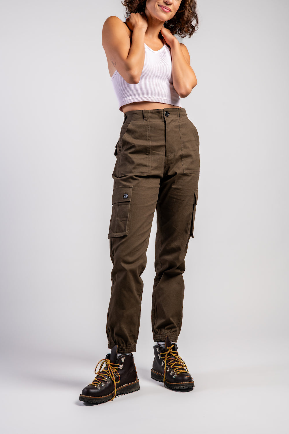 #color_brew _women in outdoor hiking pants and hiking boots