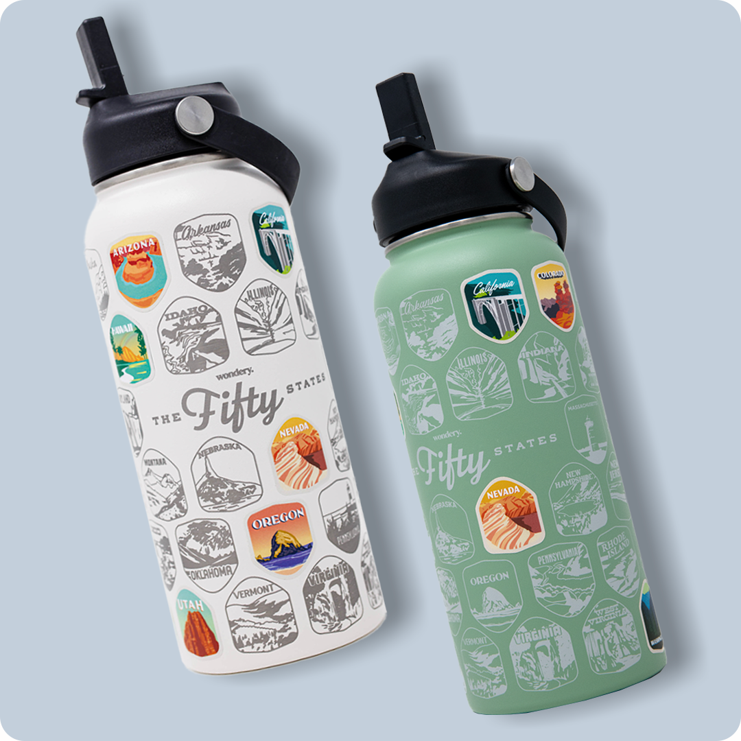Outdoor travel water bottles for hiking in white and green